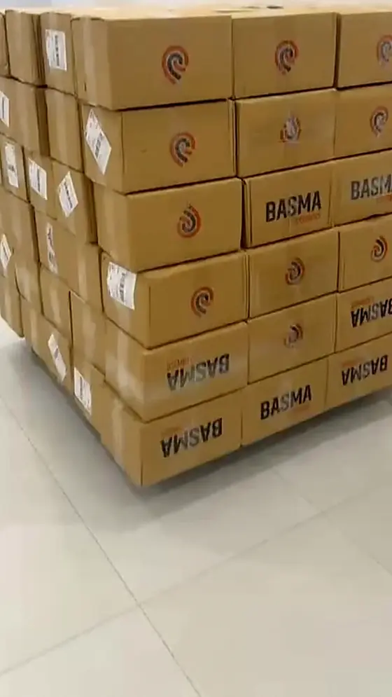 كراتين وطبليات تجارية جاهزة للشحن